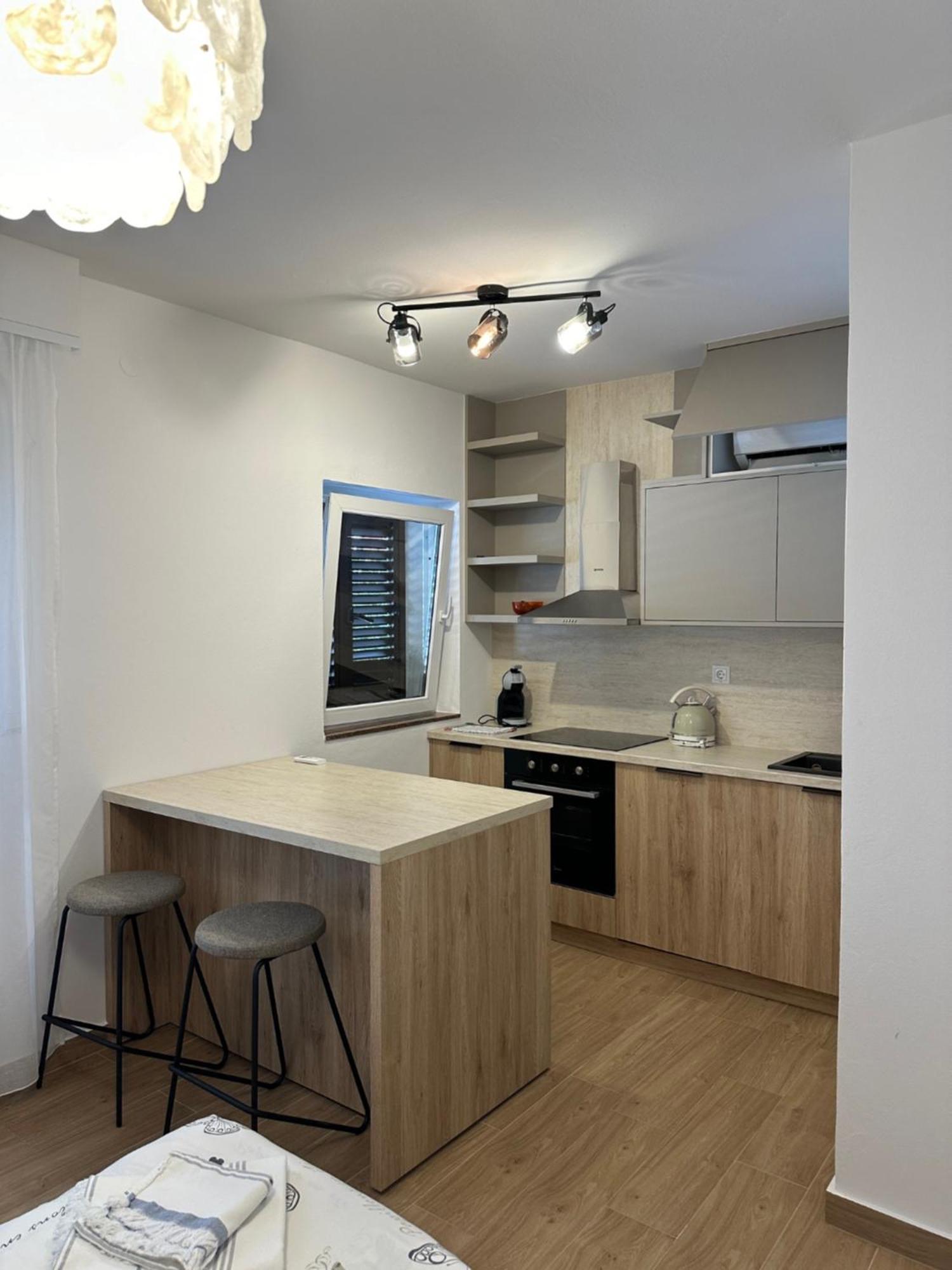Apartmani Svemir Drage Exterior foto